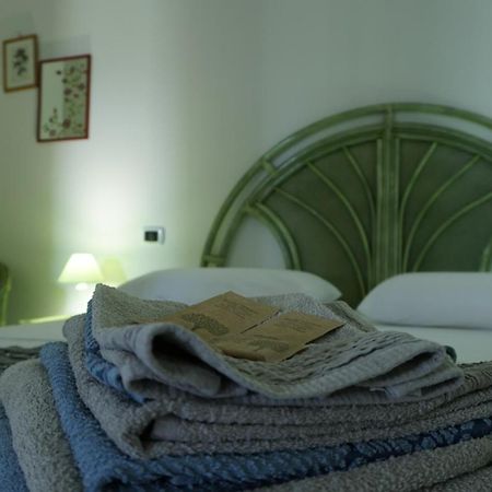 Agriturismo "Pirastreri" Синискола Экстерьер фото